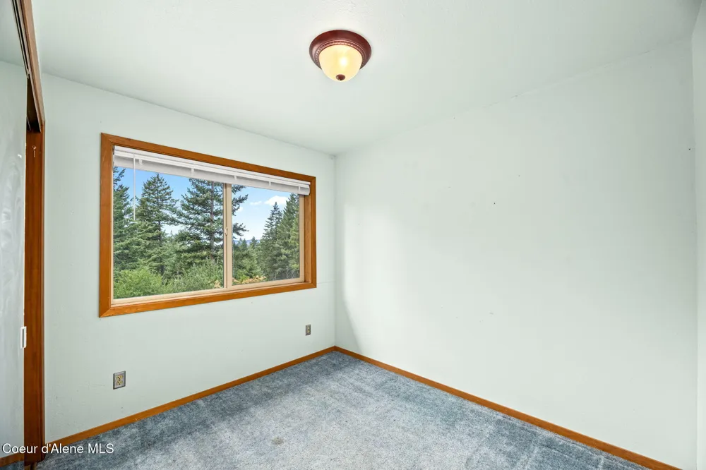 5671 E Wildlife Trail Hayden, ID 83835