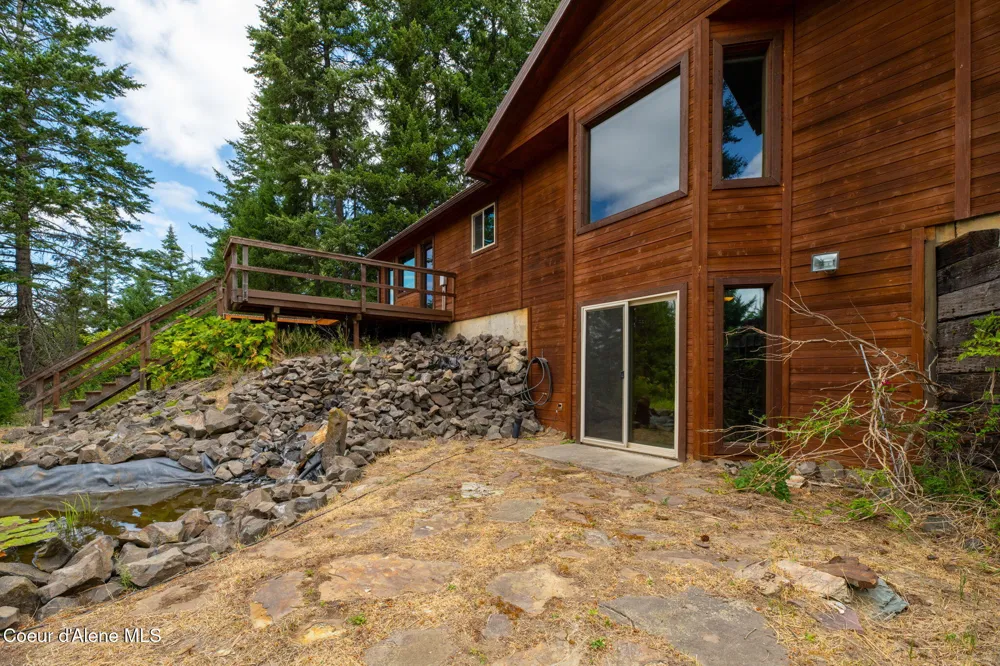 5671 E Wildlife Trail Hayden, ID 83835