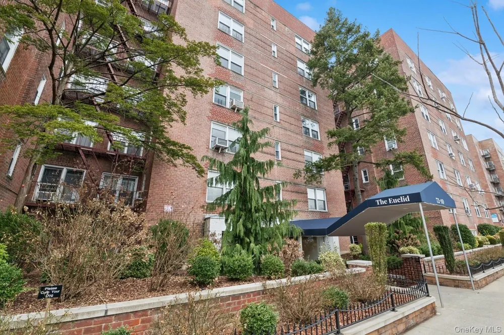 72-10 112th Street #5B Forest Hills, NY 11375