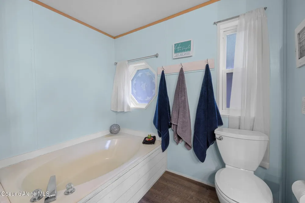 20943 S Cave Bay Road Worley, ID 83876