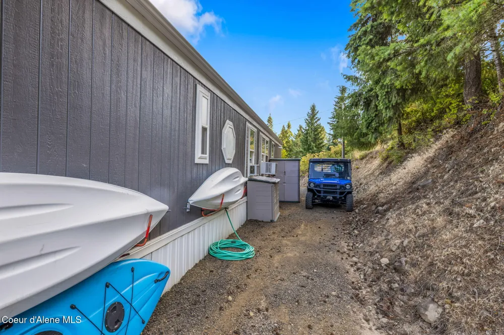 20943 S Cave Bay Road Worley, ID 83876