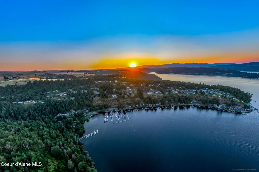 20943 S Cave Bay Road Worley, ID 83876