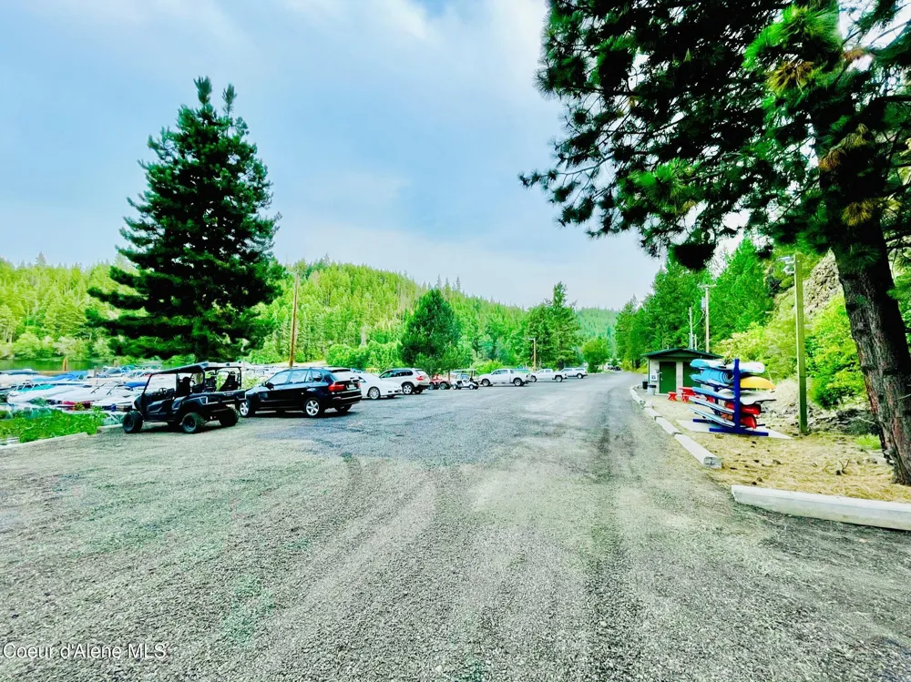 20943 S Cave Bay Road Worley, ID 83876