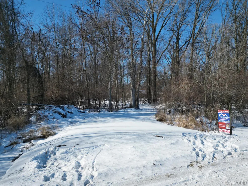 197 N Cotter Road Hampton Charter Township, MI 48732