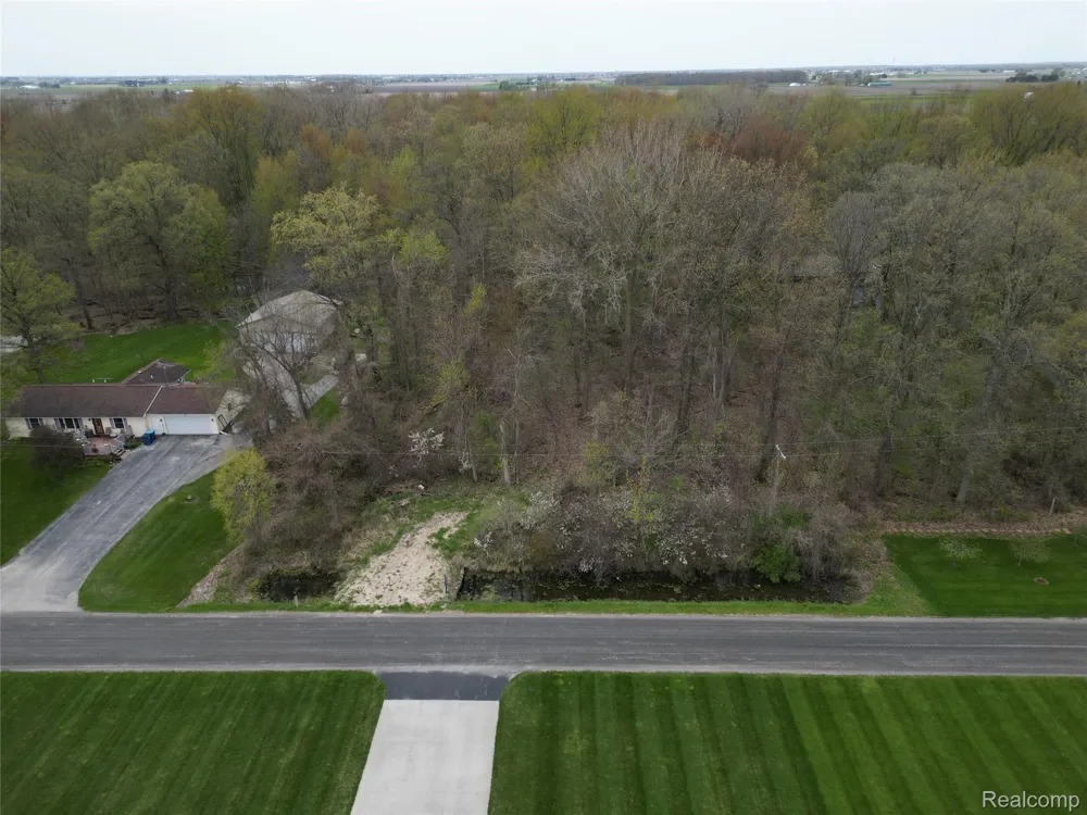 197 N Cotter Road Hampton Charter Township, MI 48732