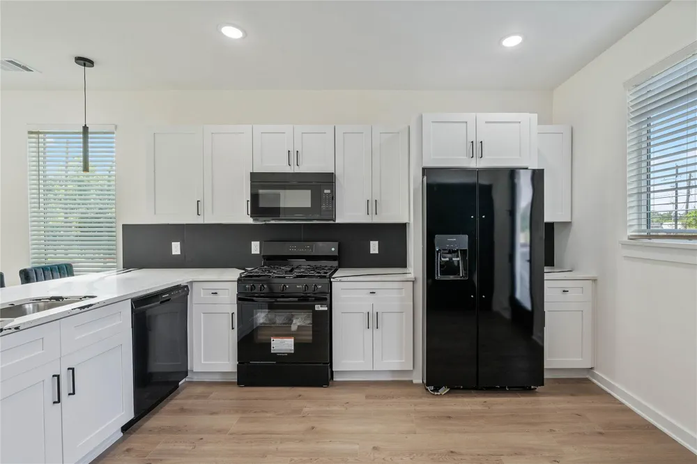 3522 Mansfield Building C Street #C