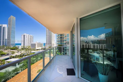 200 Sunny Isles Blvd #2-1101