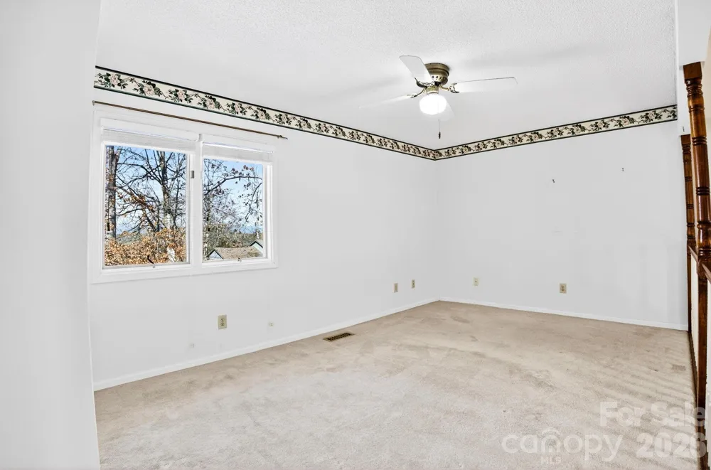 703 Independence Trail Morganton, NC 28655