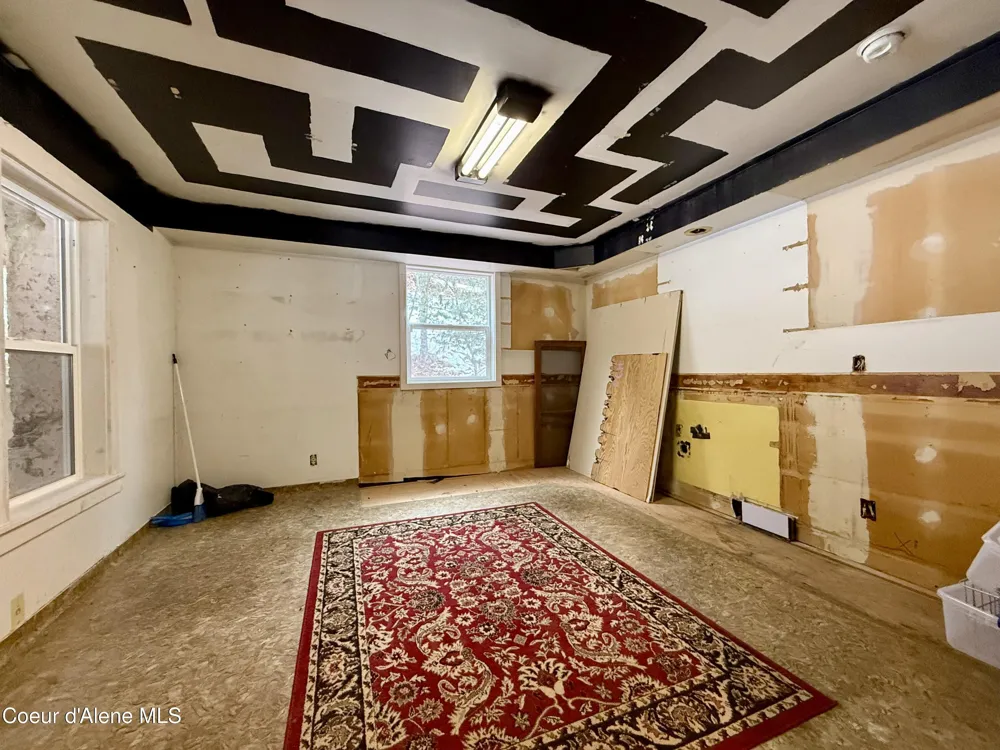 910 Main Street Wardner, ID 83837