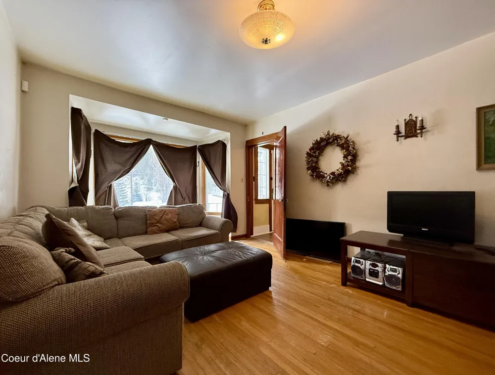 910 Main Street Wardner, ID 83837