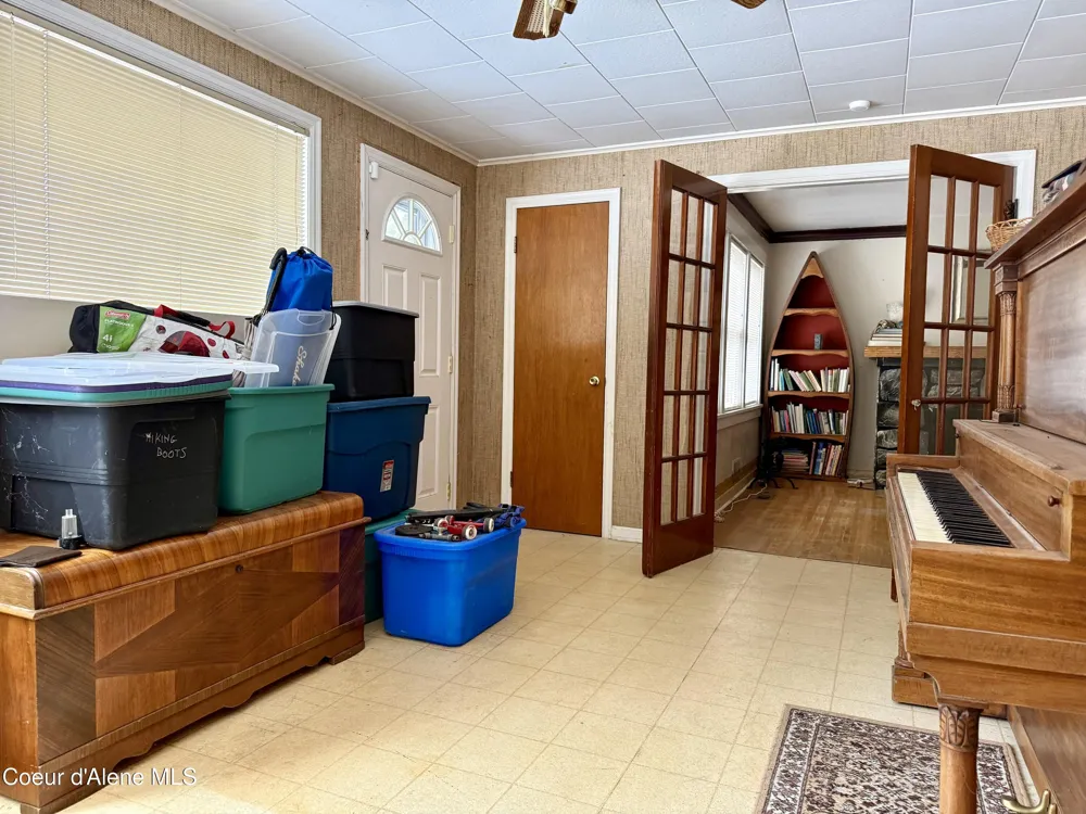 910 Main Street Wardner, ID 83837