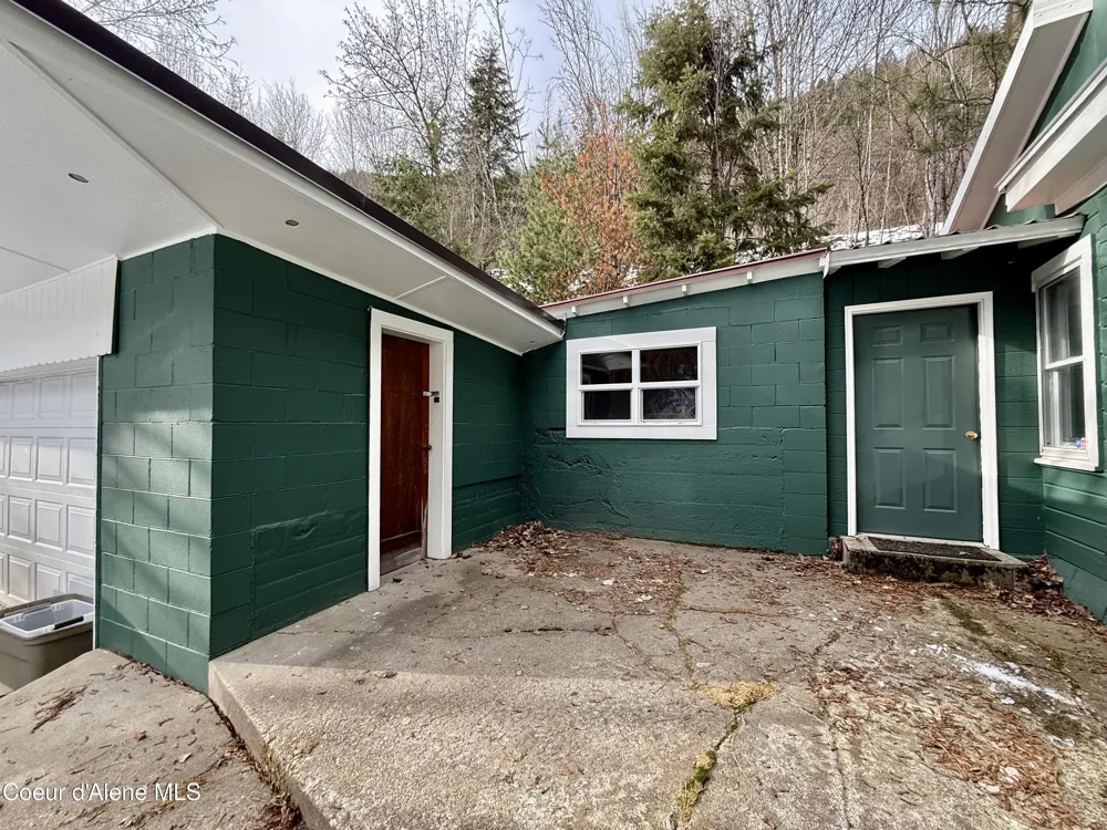 910 Main Street Wardner, ID 83837
