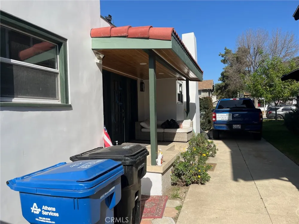 412 E Columbia Pomona, CA 91767