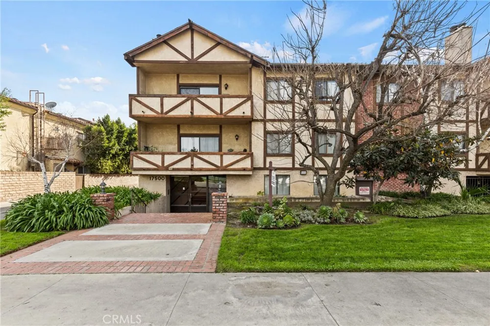 17500 Sherman Way #102