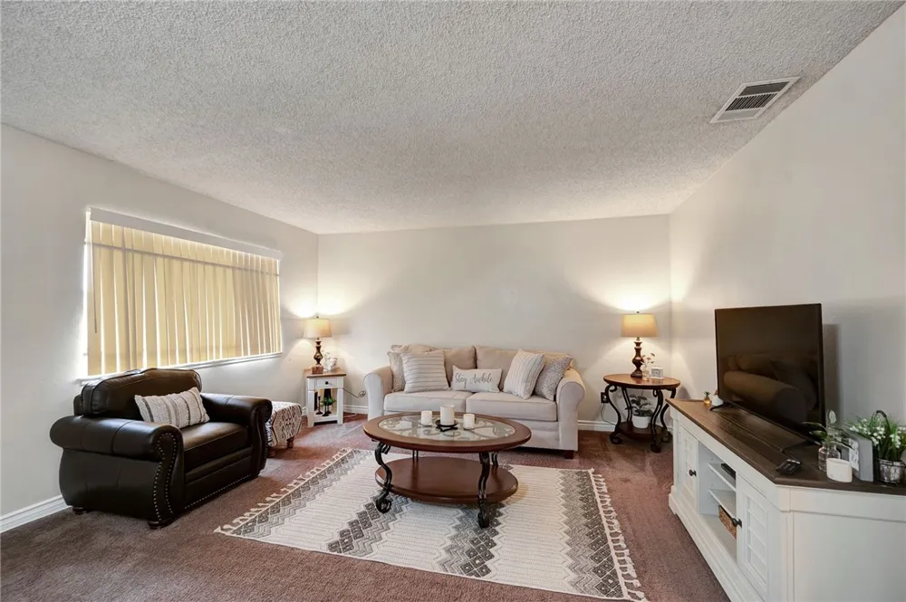 3504 Rainbow Lane Highland, CA 92346