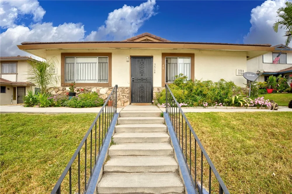 3504 Rainbow Lane Highland, CA 92346