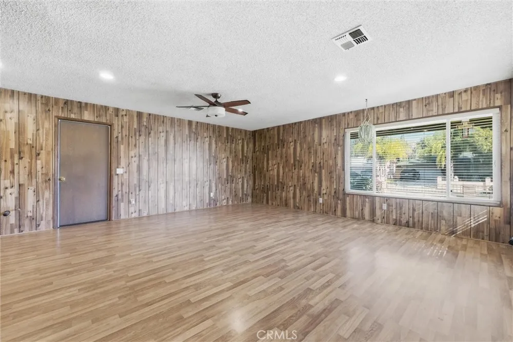 4314 Baggett Drive Riverside, CA 92505