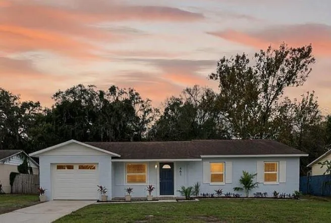 461 SPRINGWOOD COURT