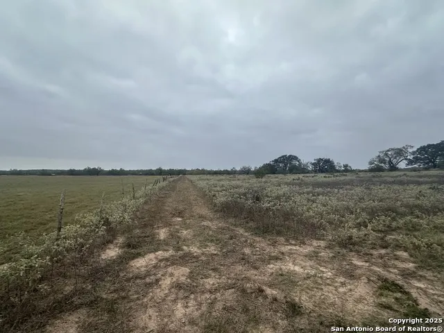 1150 County Road 765 Moore, TX 78057