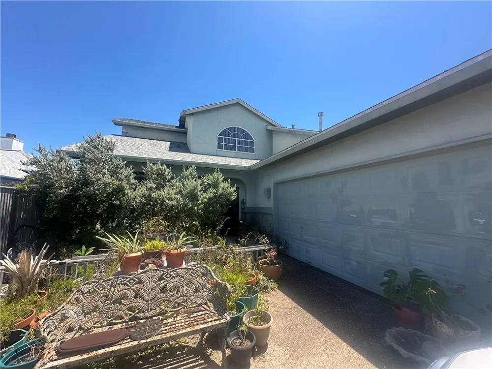 15318 Bowsprit Court