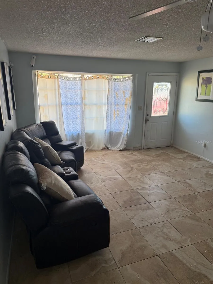 750 NE HAMPTON DRIVE Palm Bay, FL 32905