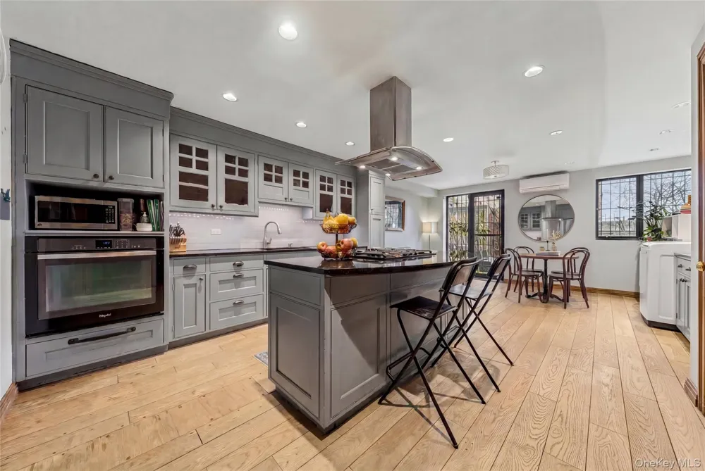 10 Jumel Terrace New York (Manhattan), NY 10032