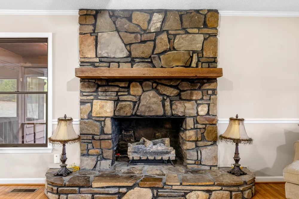446 Jamestown Road Menlo, GA 30731