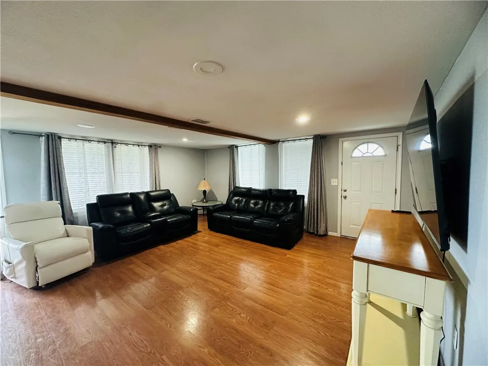 113 White Point Drive Sandia, TX 78383