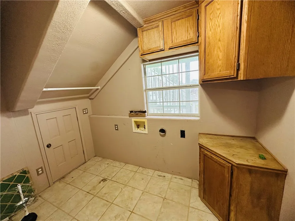 113 White Point Drive Sandia, TX 78383