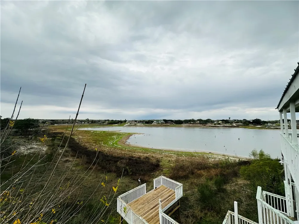 113 White Point Drive Sandia, TX 78383