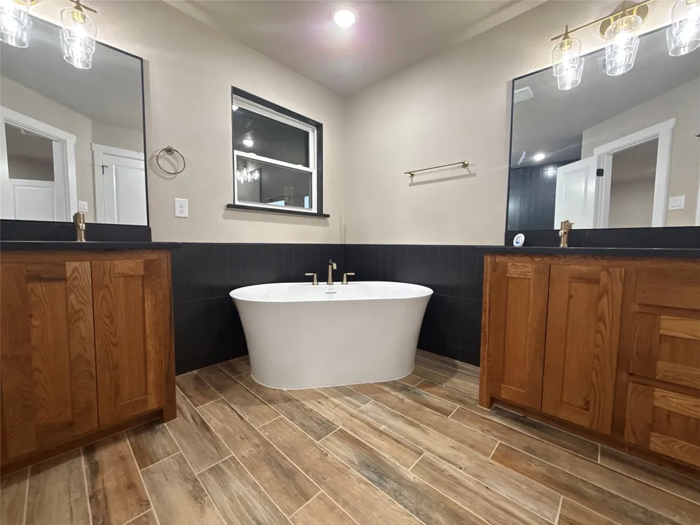 175 Flint Lane Chico, TX 76431