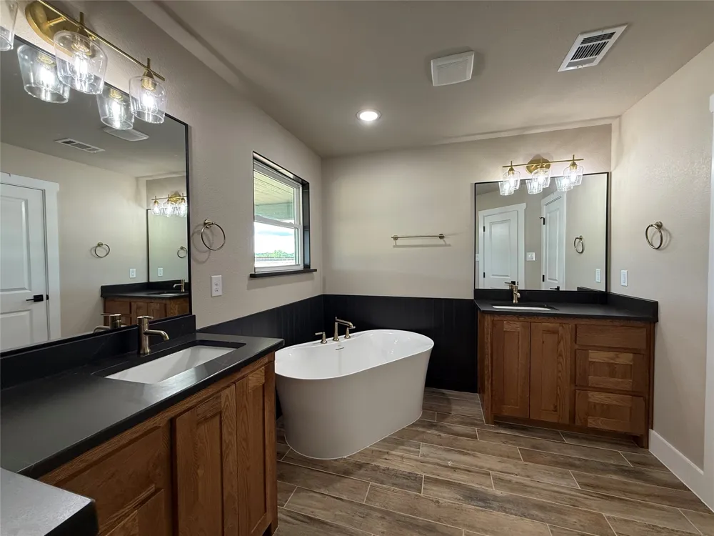 175 Flint Lane Chico, TX 76431