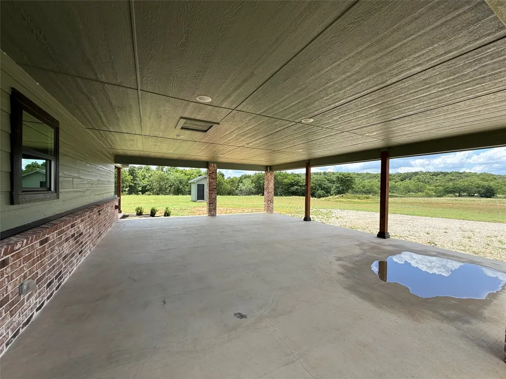 175 Flint Lane Chico, TX 76431