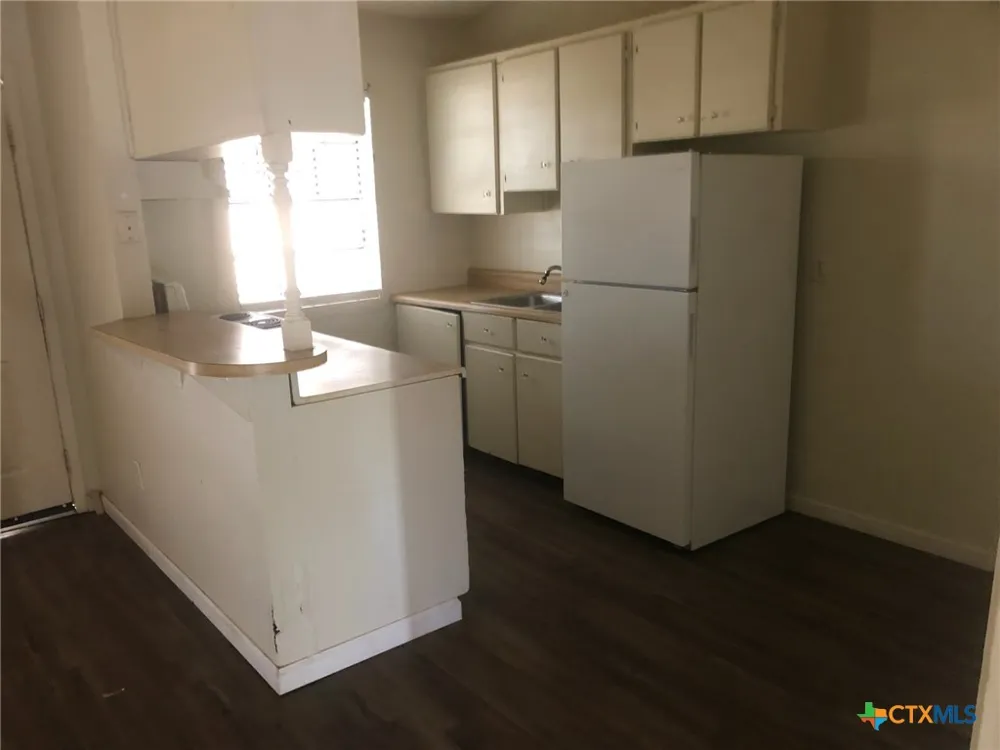 1916 Holloman Drive Port Lavaca, TX 77979