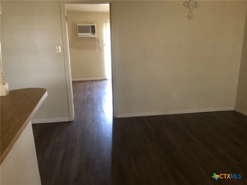 1916 Holloman Drive Port Lavaca, TX 77979