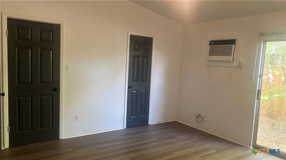 1916 Holloman Drive Port Lavaca, TX 77979