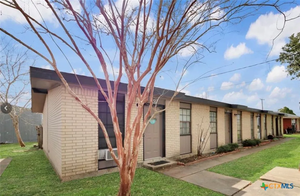 1916 Holloman Drive Port Lavaca, TX 77979
