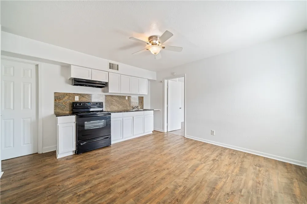 901 Furman Avenue Corpus Christi, TX 78404