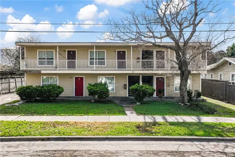 901 Furman Avenue