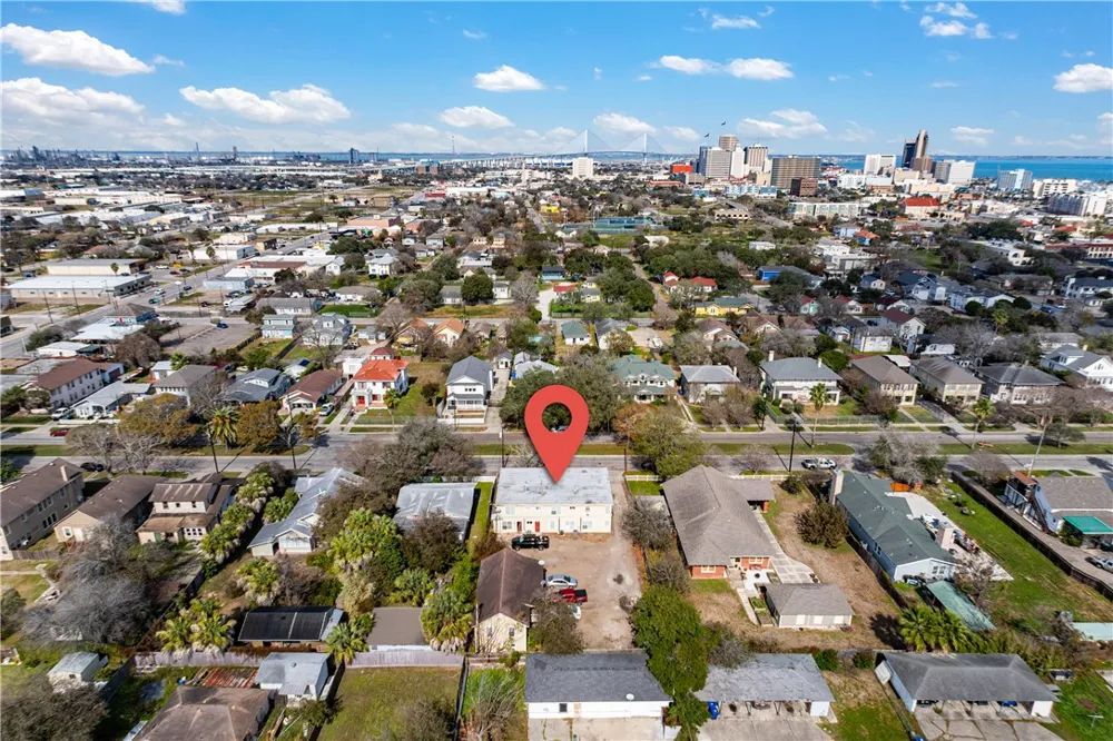 901 Furman Avenue Corpus Christi, TX 78404