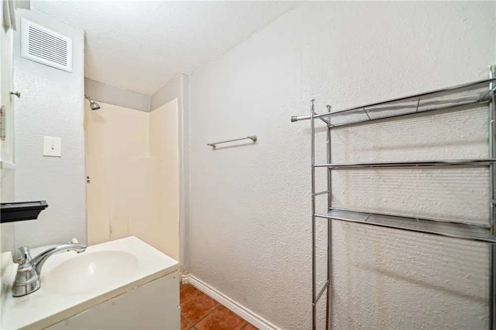 901 Furman Avenue Corpus Christi, TX 78404