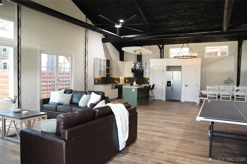 37094 S Cliff Crest Drive Langley, OK 74350