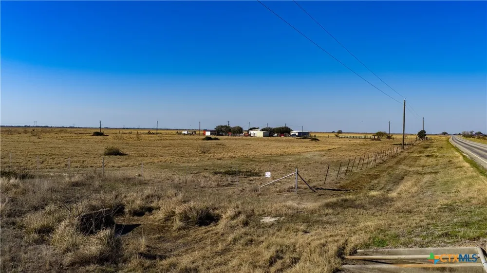 Fm-3131 Lolita, TX 77971