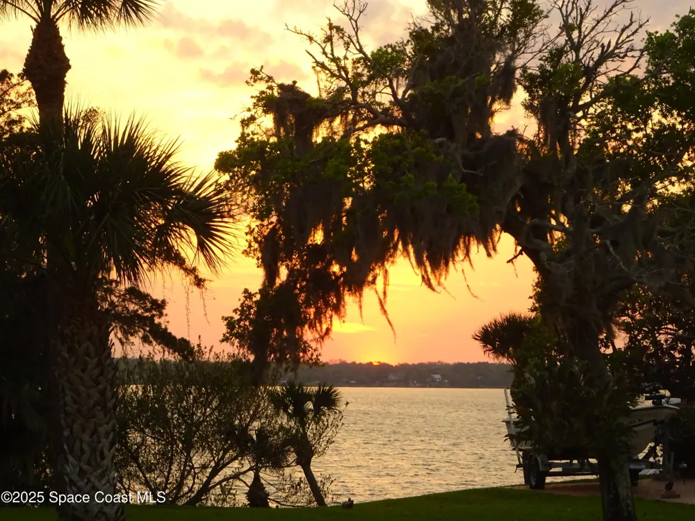 501 Hidden Hollow Drive Merritt Island, FL 32952