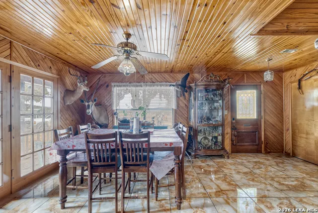 969 WALTER WHITE RANCH RD Leakey, TX 78873