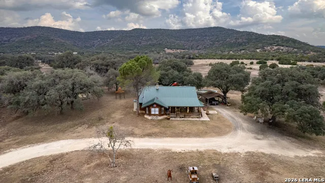 969 WALTER WHITE RANCH RD Leakey, TX 78873