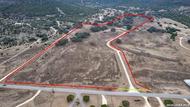 969 WALTER WHITE RANCH RD Leakey, TX 78873