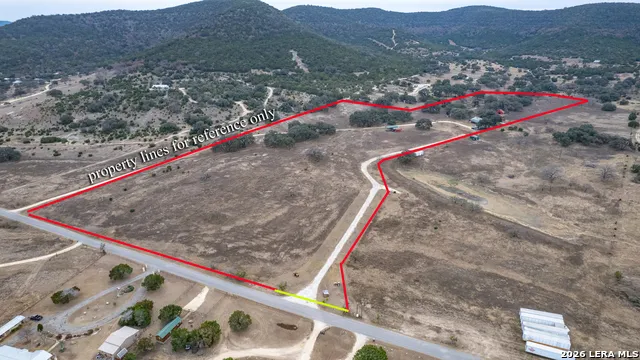 969 WALTER WHITE RANCH RD Leakey, TX 78873