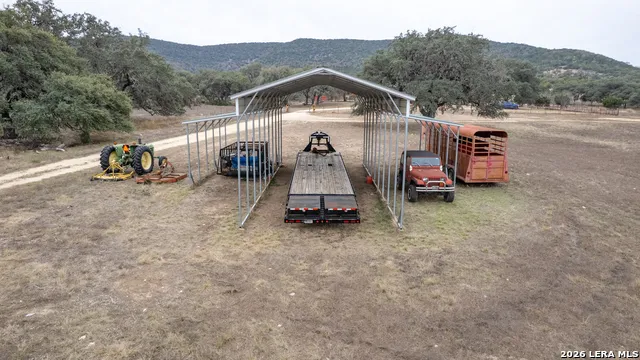 969 WALTER WHITE RANCH RD Leakey, TX 78873