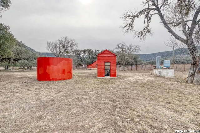 969 WALTER WHITE RANCH RD Leakey, TX 78873